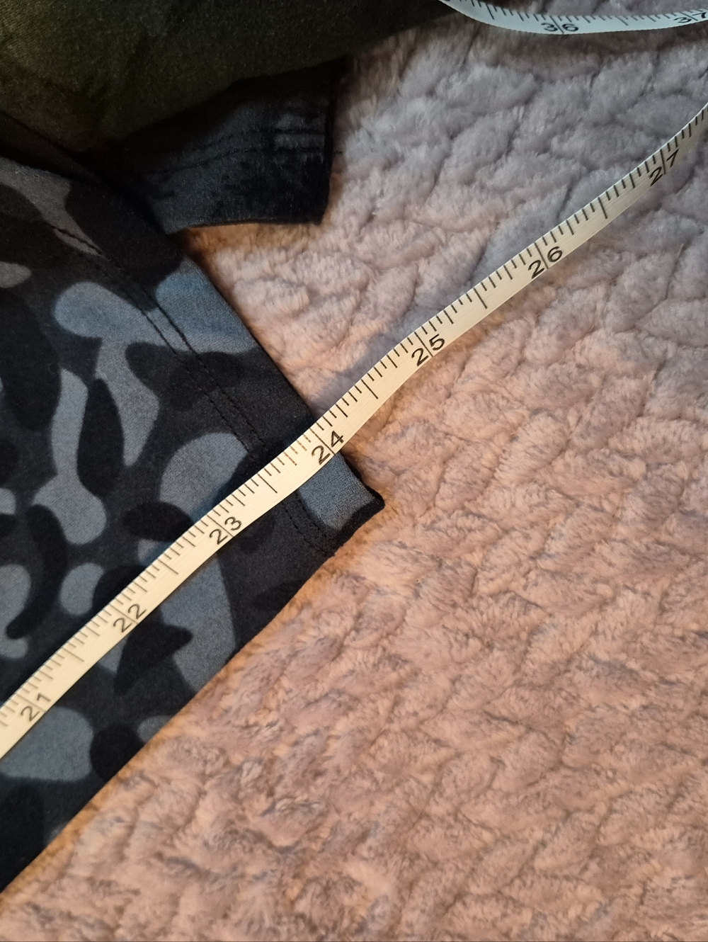 3-Pack Full Length Camo Leggings, Black, Blue & Gray, L/XL, EUC - Picture 13 of 13